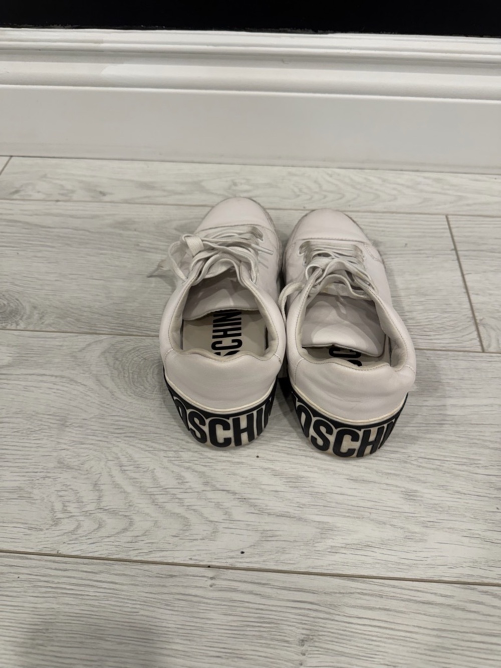 Moschino | Sneakers with Black Heel Logo - Picture 3 of 5